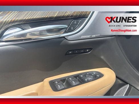 Used 2022 Cadillac XT6 Premium Luxury w/ Platinum Package AWD/4WD image 14