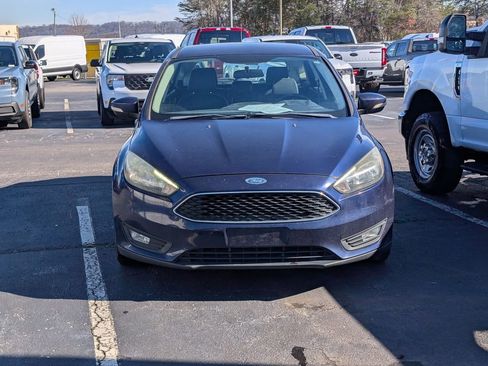 Used 2016 Ford Focus SE w/ Equipment Group 201A image 5