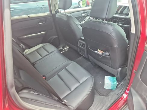 Certified 2023 Nissan Rogue SL w/ SL Premium Package FWD image 4