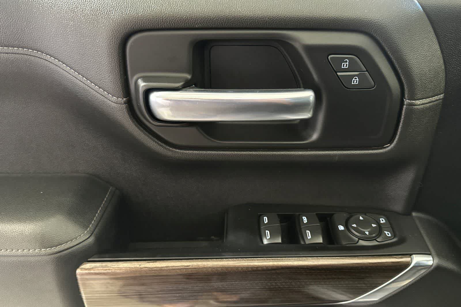 Used 2019 Chevrolet Silverado 1500 RST w/ All-Star Edition AWD/4WD image 13