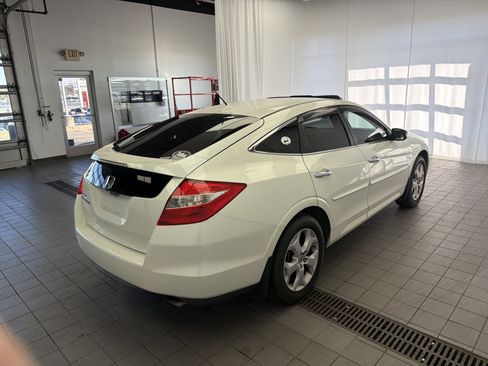 Used 2010 Honda Crosstour EX-L image 5