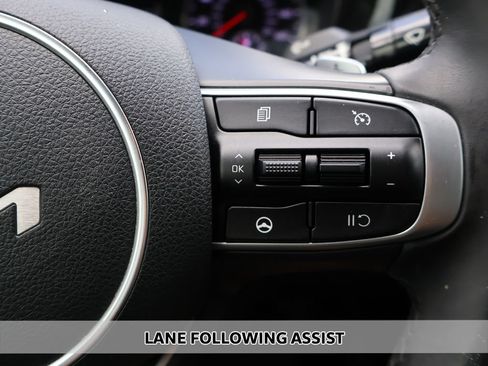 Used 2022 Kia K5 GT FWD image 5