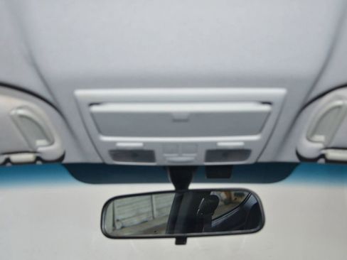 Used 2008 Hyundai Tiburon image 24