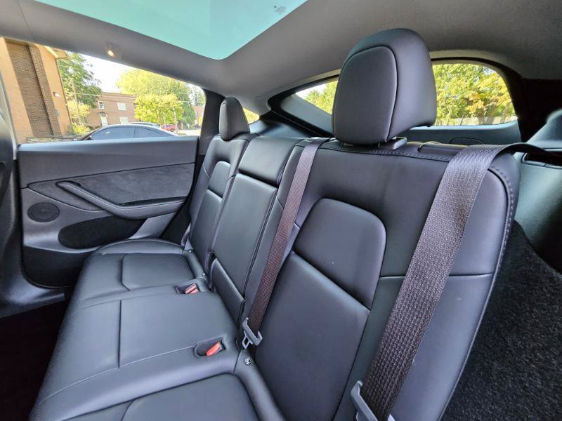 Used 2024 Tesla Model Y 2WD image 60