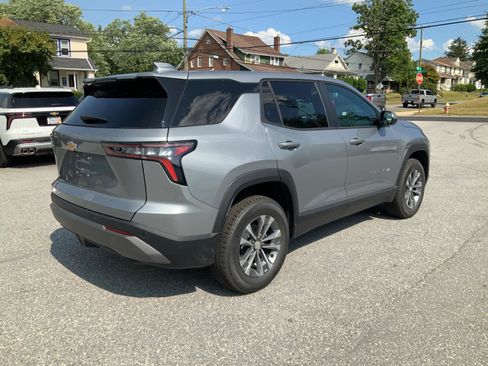 New 2026 Chevrolet Equinox LT w/ Convenience Package II image 7