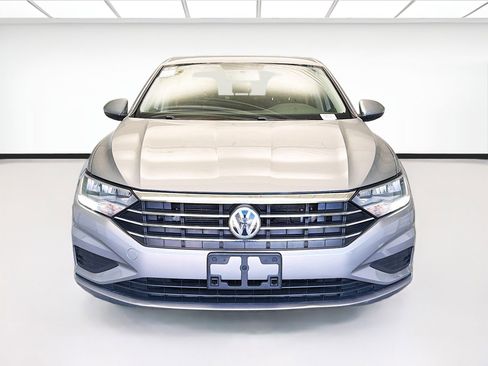 Used 2021 Volkswagen Jetta S image 2