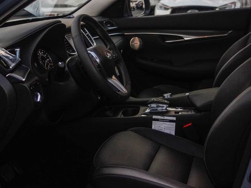 Used 2024 INFINITI QX50 Luxe w/ Accent Package image 18