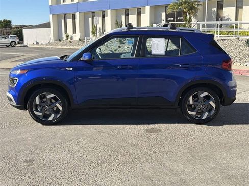 Certified 2024 Hyundai Venue Limited image 7