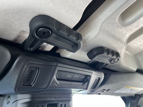 Used 2024 Jeep Wrangler Willys AWD/4WD image 14