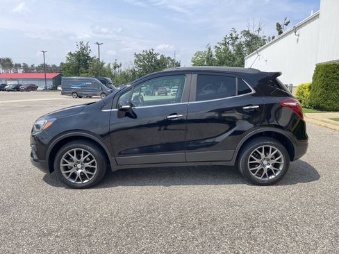 Used 2019 Buick Encore Sport Touring w/ LPO, Active Package AWD/4WD image 6