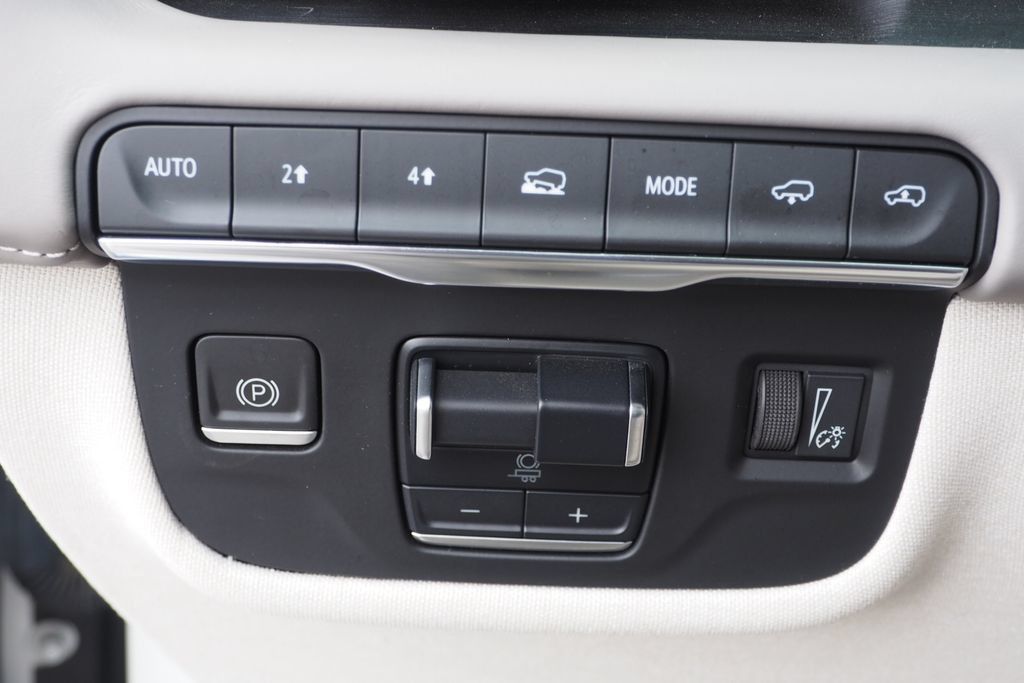 Used 2023 Cadillac Escalade Sport Platinum AWD/4WD image 24