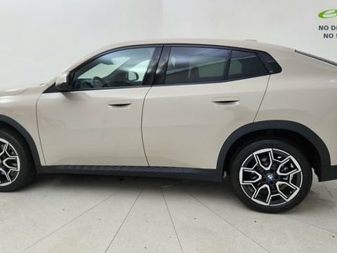 Used 2026 BMW X2 xDrive28i AWD/4WD image 11