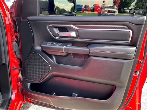 Used 2025 RAM 1500 Big Horn AWD/4WD image 23