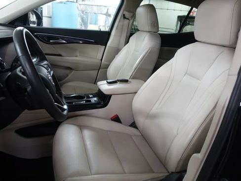 Used 2023 Buick Envision Essence AWD/4WD image 10