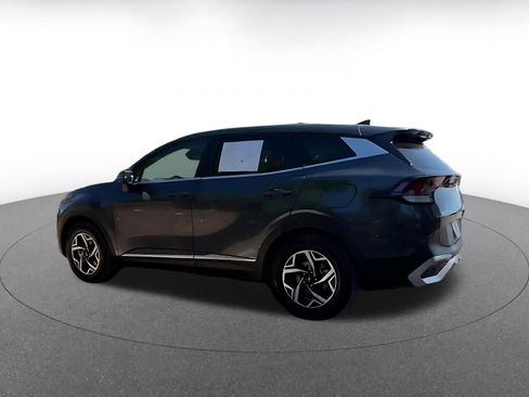 Used 2024 Kia Sportage LX image 10