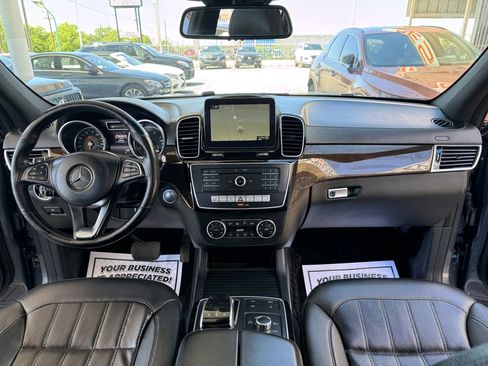 Used 2017 Mercedes-Benz GLS 450 4MATIC image 38