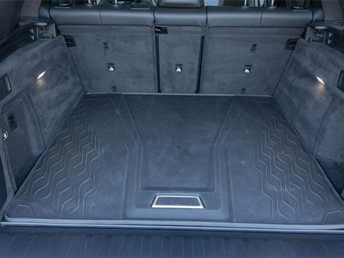 Certified 2025 BMW X5 xDrive40i w/ Parking Assistance Package image 28