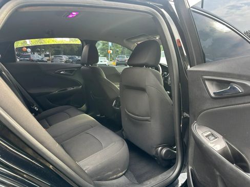 Used 2016 Chevrolet Malibu LT FWD image 15