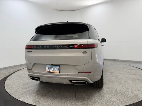 Used 2023 Land Rover Range Rover Sport SE Dynamic image 19