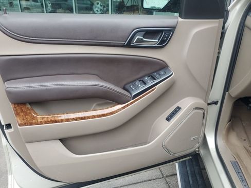 Used 2015 Chevrolet Tahoe LTZ image 18