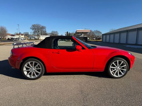 Used 2007 MAZDA MX-5 Miata Grand Touring w/ Suspension Pkg image 5