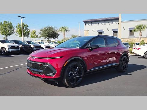 New 2026 Chevrolet Equinox EV RS image 17