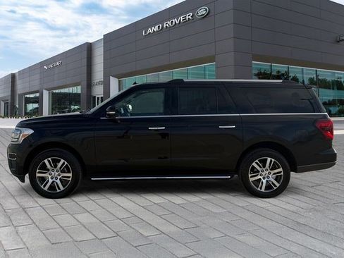 Used 2023 Ford Expedition Max Limited RWD image 2