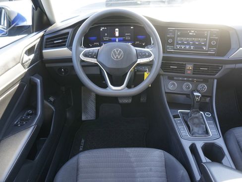 Used 2022 Volkswagen Jetta S image 14