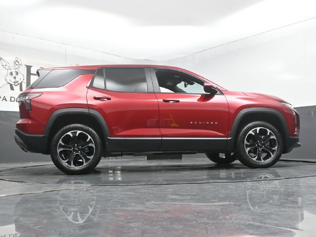 New 2026 Chevrolet Equinox LT w/ Safety and Technology Package FWD image 31