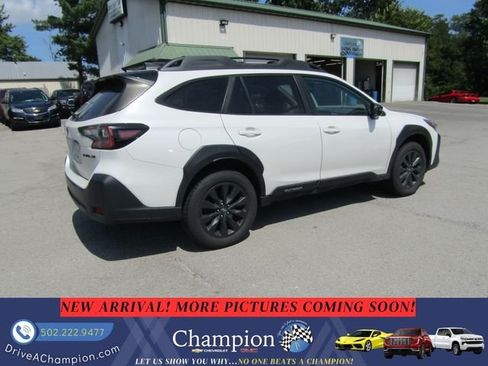 Used 2023 Subaru Outback Onyx Edition AWD/4WD image 4
