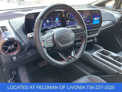 Certified 2024 Chevrolet Equinox EV RS FWD image 10