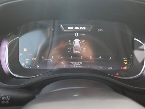 New 2026 RAM 1500 4x4 Crew Cab image 9