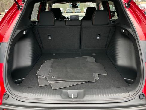 Certified 2025 Honda HR-V Sport image 40