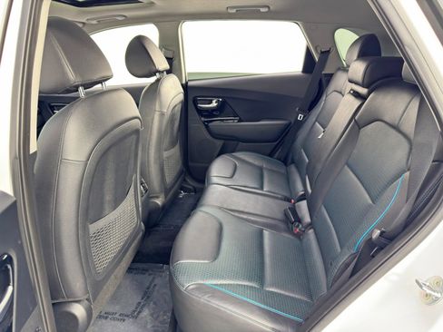 Used 2019 Kia Niro EX Premium image 38