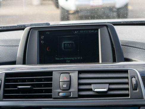 Used 2018 BMW 330i xDrive Sedan w/ Convenience Package image 29