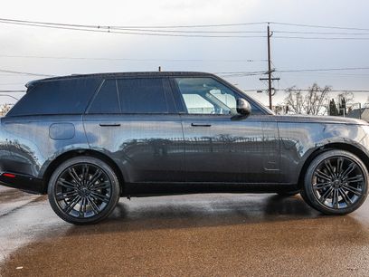 New 2026 Land Rover Range Rover SE