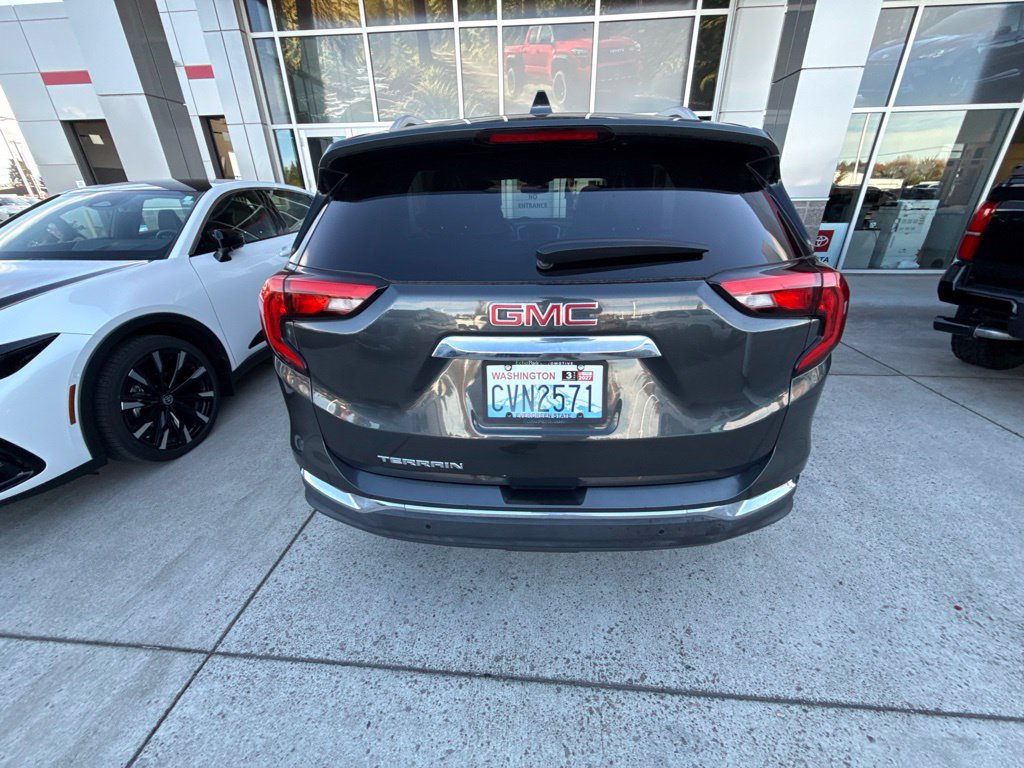 Used 2018 GMC Terrain SLT w/ Preferred Package FWD image 6