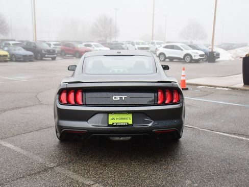 Used 2019 Ford Mustang GT image 5