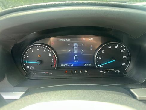Used 2020 Ford Explorer XLT w/ Equipment Group 202A AWD/4WD image 15