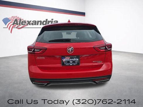Used 2019 Buick Regal Preferred w/ Sights and Sounds Package AWD/4WD image 9