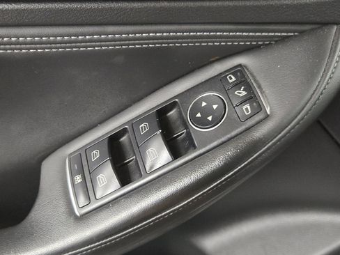 Used 2018 INFINITI QX30 AWD image 22