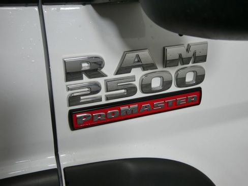 Used 2021 RAM ProMaster 2500 w/ Convenience Group image 20
