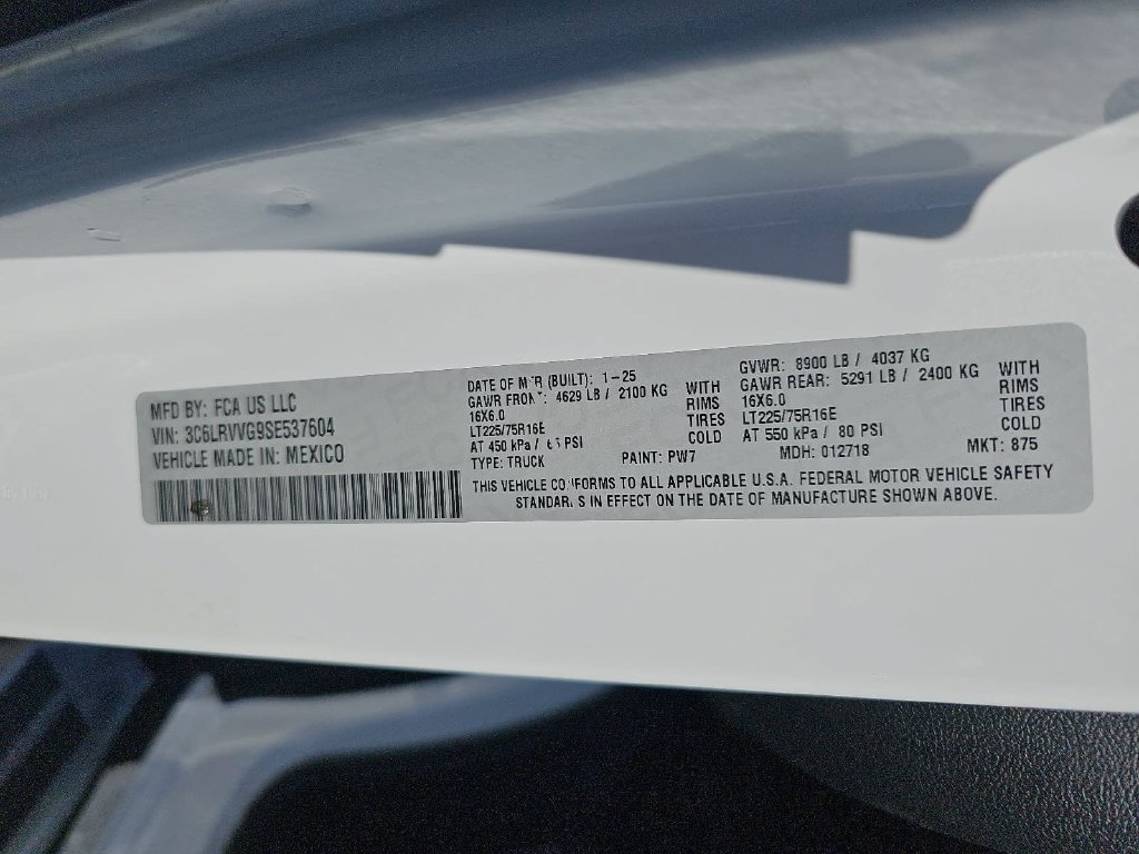 Used 2025 RAM ProMaster 2500 w/ U-Haul Equipment Group FWD image 41