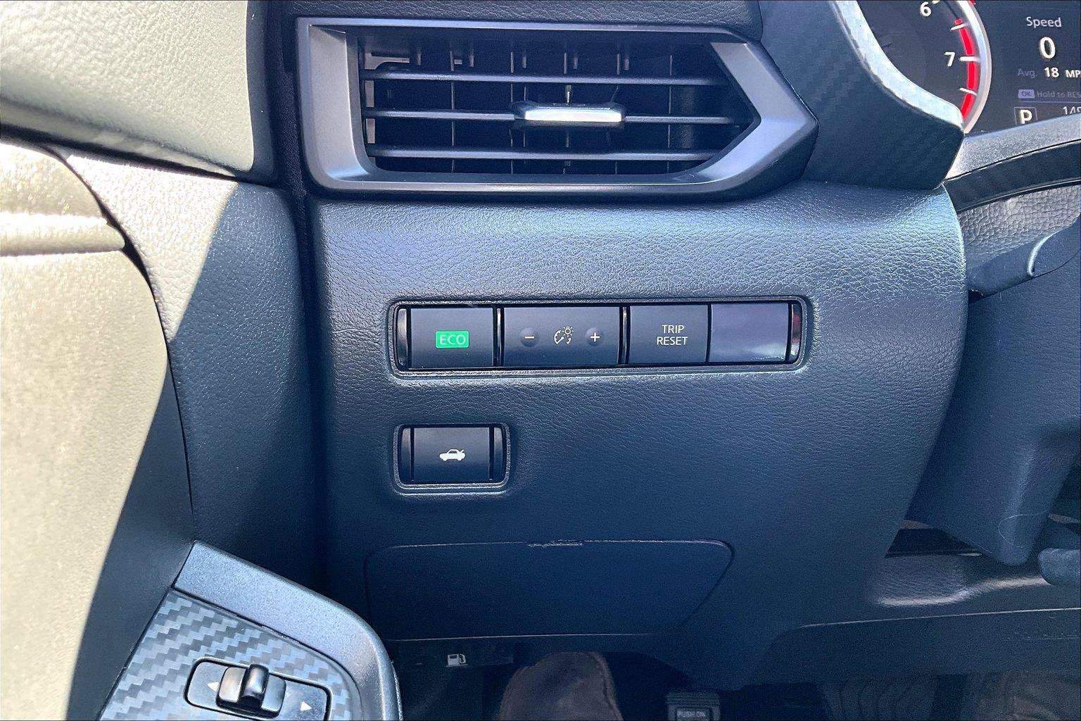 Used 2025 Nissan Sentra S w/ Lighting Package FWD image 15