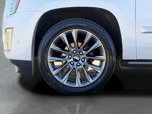 Used 2020 Cadillac Escalade Premium Luxury image 12