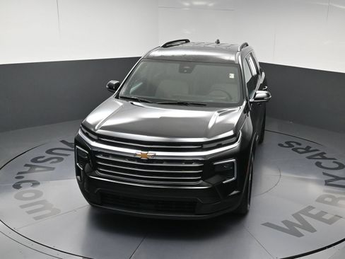 Used 2026 Chevrolet Traverse LT w/ Driver Confidence Package FWD image 30