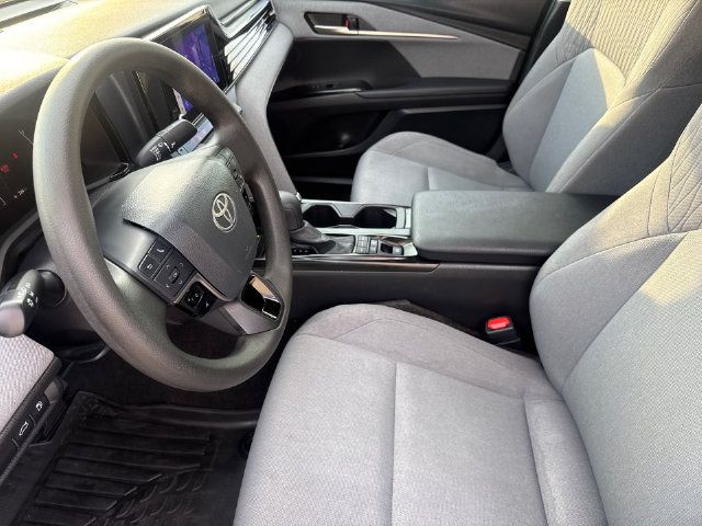 Used 2025 Toyota Camry LE w/ Convenience Package FWD image 18