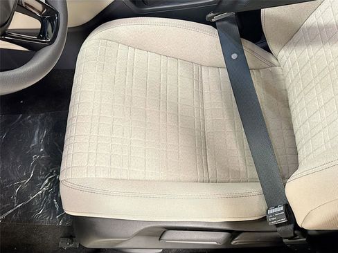New 2027 Honda HR-V LX image 17