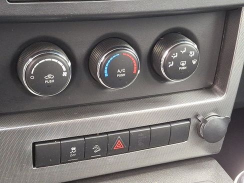 Used 2010 Jeep Liberty Sport w/ Popular Equipment Group image 15