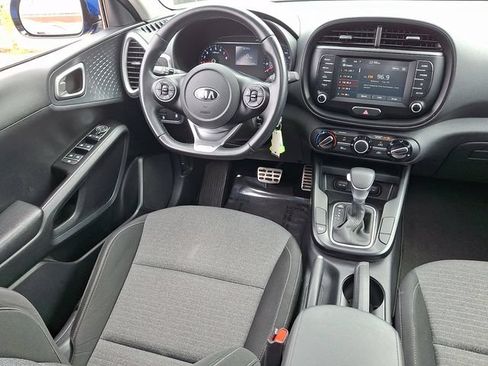 Used 2021 Kia Soul GT-Line FWD image 14